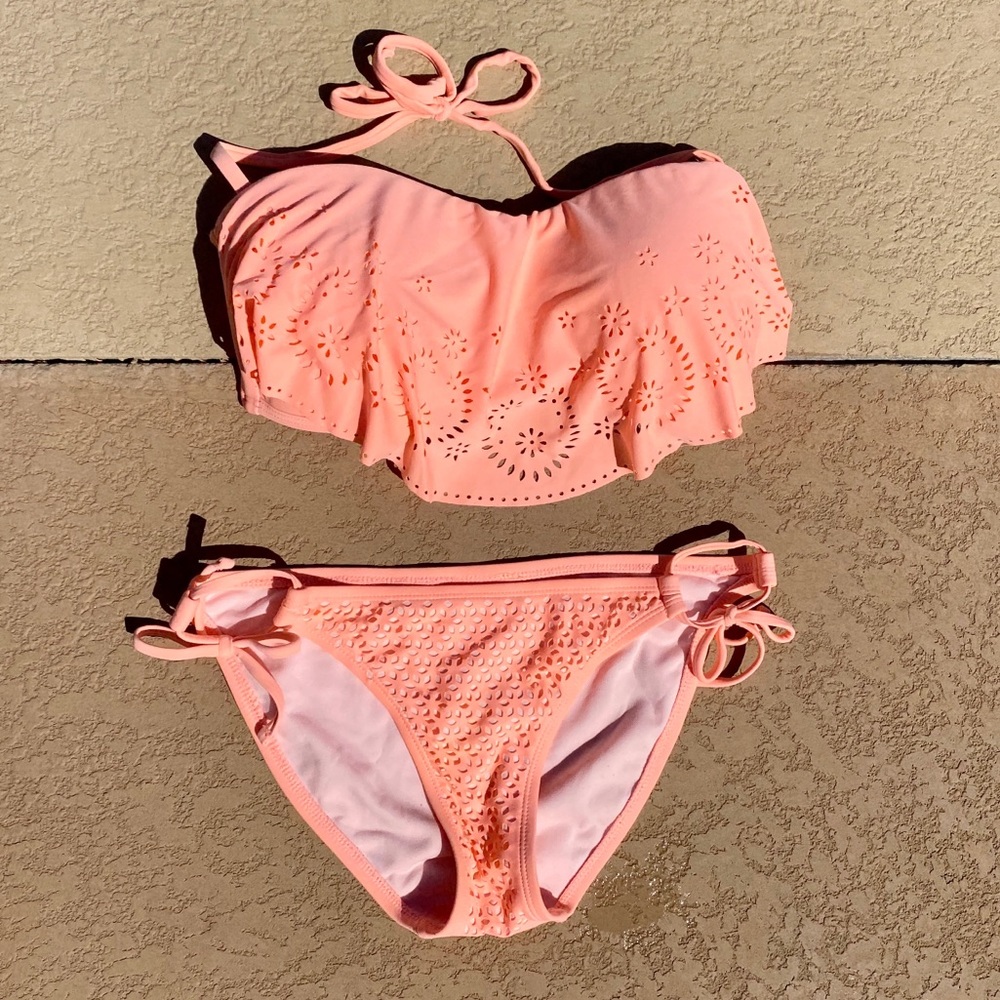 Peach bikini